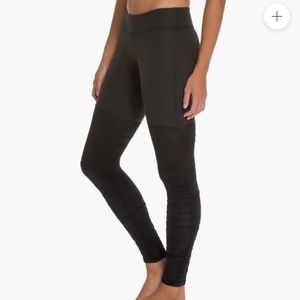 Beyond Yoga Two Tone Leggings